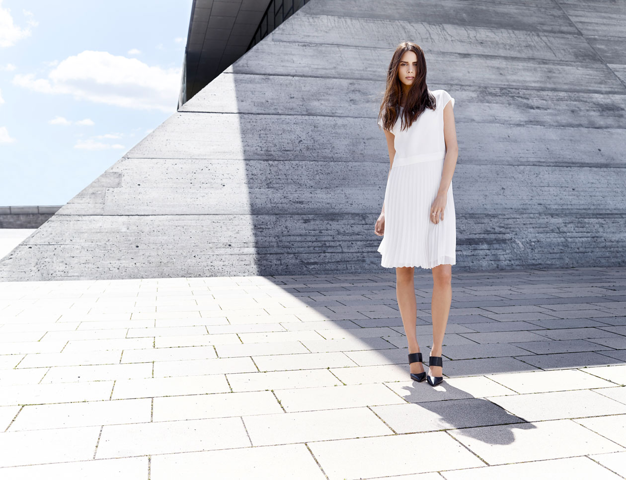 BLACKY_DRESS_CAMPAIGN_ss2015_photographed_by_Mika_Ceron_002.jpg